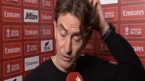 庆贺“人神共融”卡特49岁华诞，NBA激情直播盛宴同步开启！