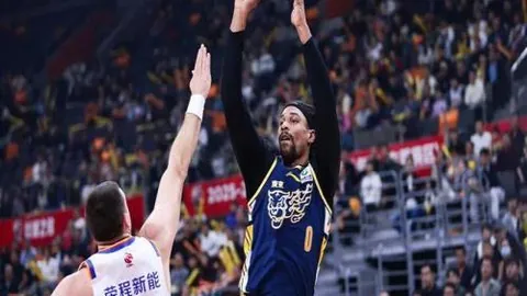 桑普多利亚迎战巴勒莫：巴勒莫实力强劲，谁能笑到最后？